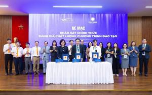 Bế mạc Khảo sát chính thức đánh giá chất lượng các chương trình đào tạo tại Trường Đại học Đại Nam